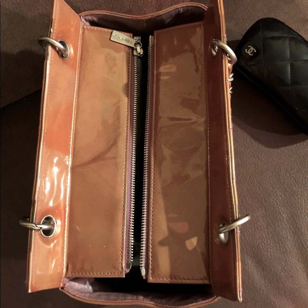 🌹💯authentic CHANEL timeless petite shopping tote - Picture 7 of 10